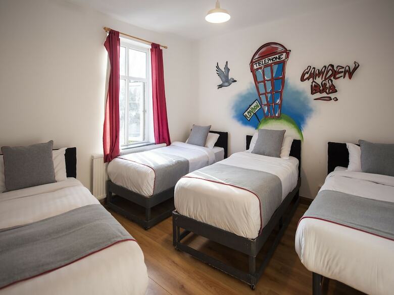 Hostal Oyo Camden Bnb