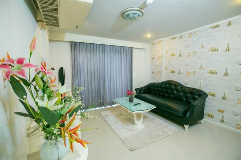 Hotel Le Paradis Bangkok