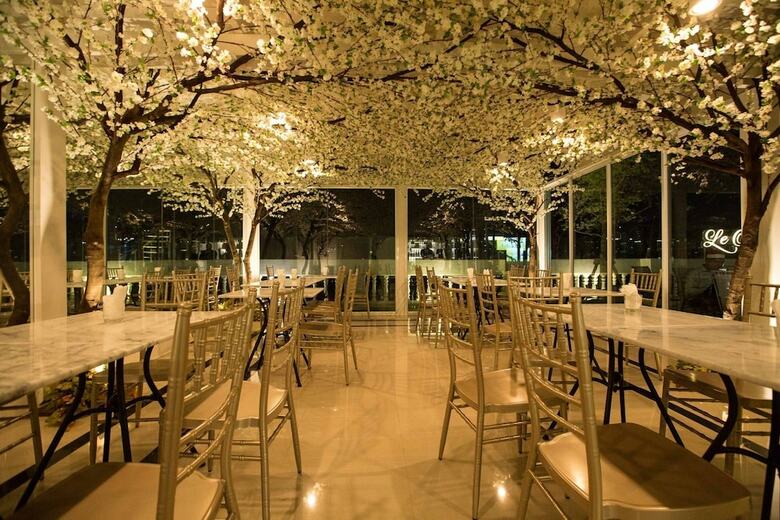 Hotel Le Paradis Bangkok