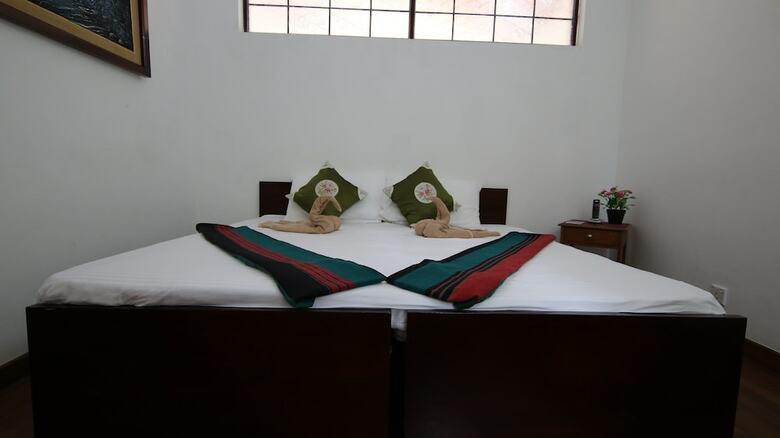 King Of Kandy Hotel