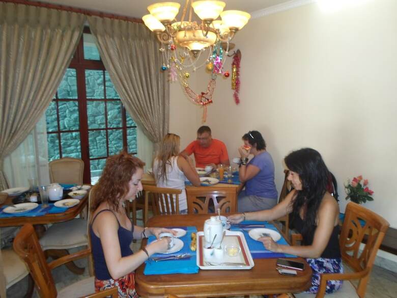 King Of Kandy Hotel