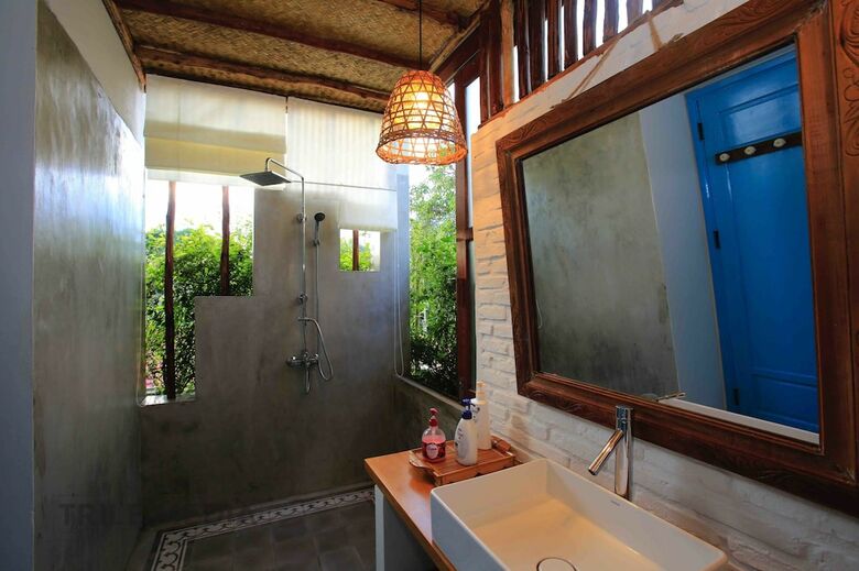 Hotel Life Beach Villa