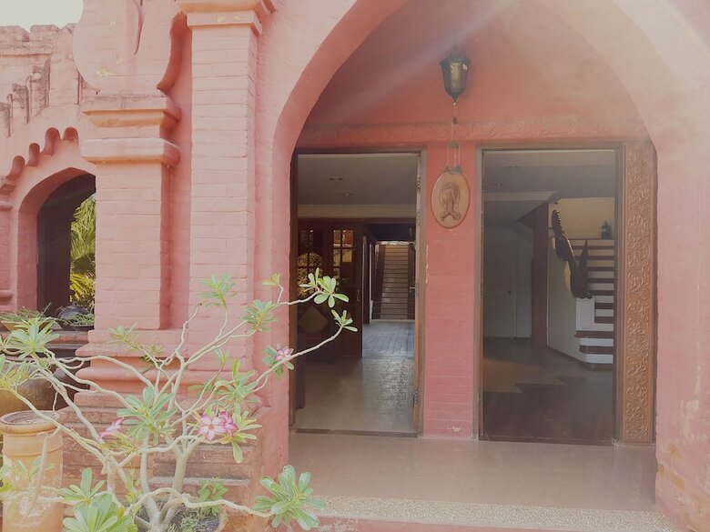 Thurizza Hotel