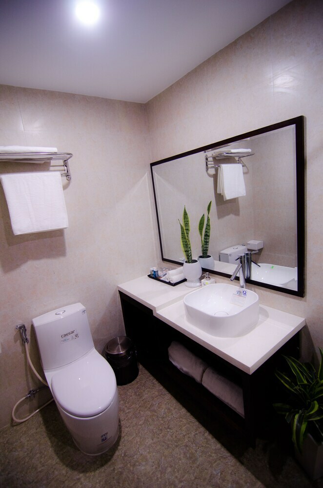 Hoa Phong Hotel