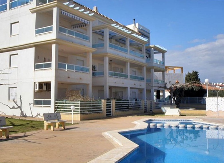 Apartamentos Punta Canaret 3000