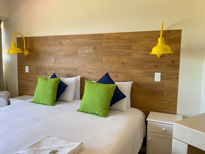 Bed & Breakfast Plett Beachfront Accommodation