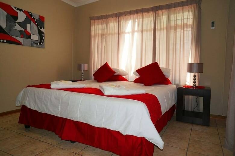 Hotel Mc Kala Guest House