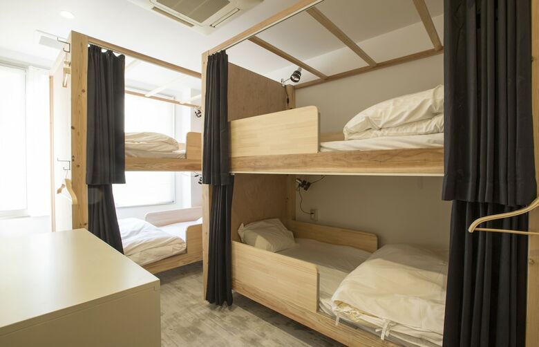 Hostal & And Hostel