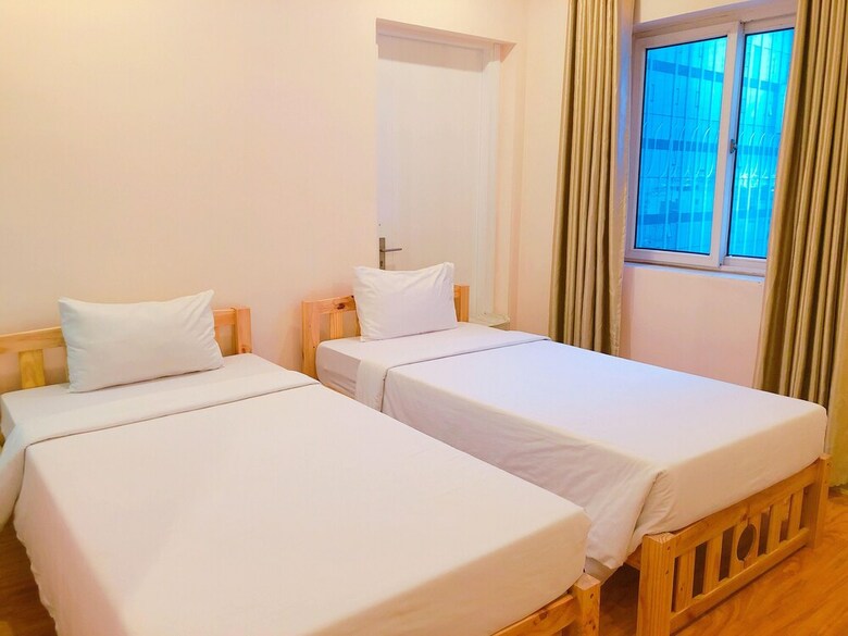 Queen Central Apartment-hotel