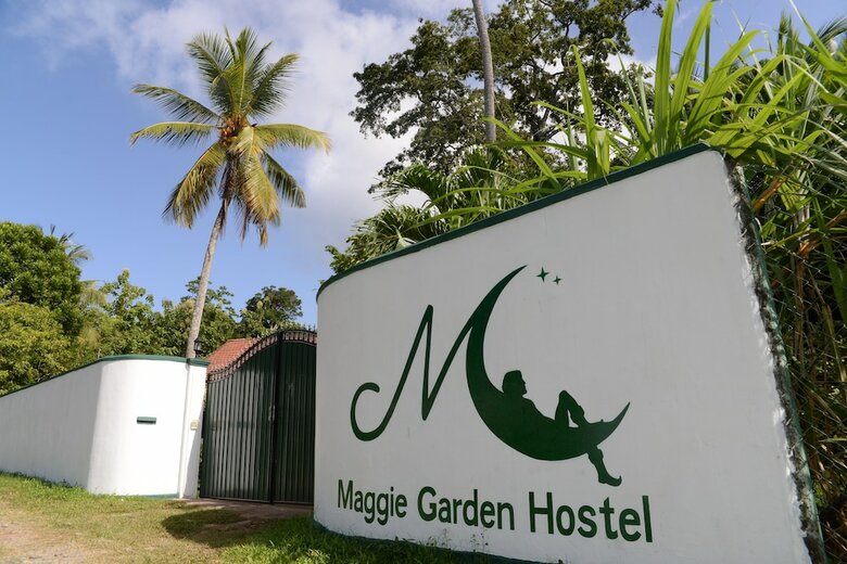 Hotel Maggie Garden Hostel