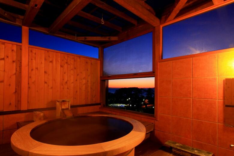 Toi Fujiya Hotel