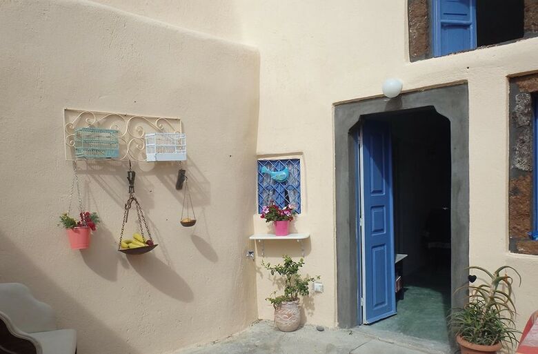 Bed & Breakfast Emmantina Houses