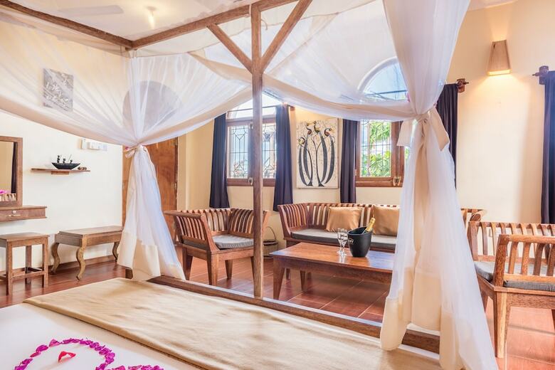 Zan View Hotel