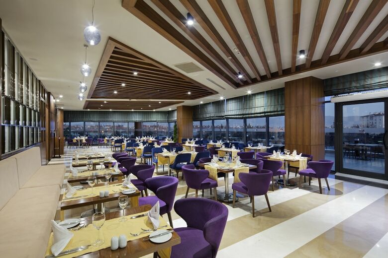 Hotel Ramada Plaza By Wyndham Konya