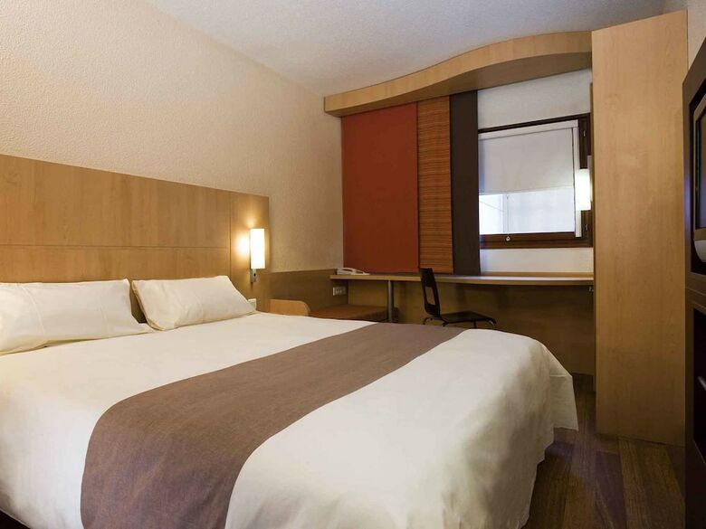 Encore Lagos Hotels & Suites