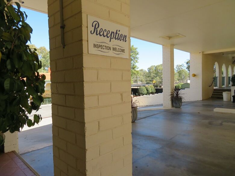 Motel Bishops Lodge Narrandera