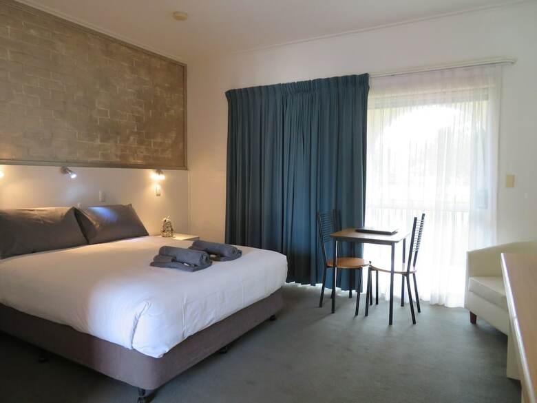 Motel Bishops Lodge Narrandera