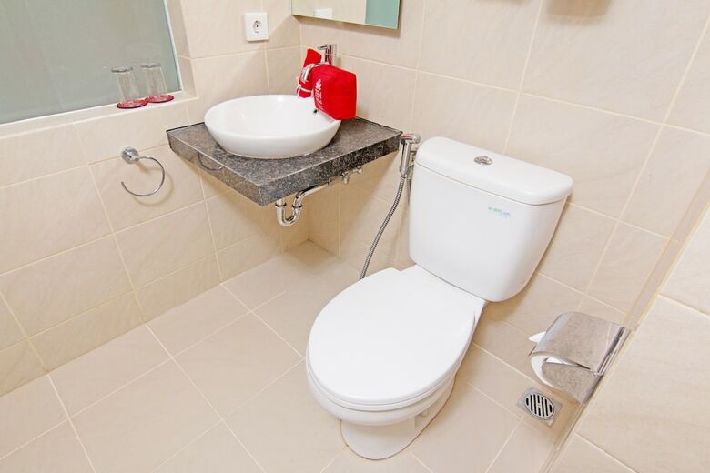Hotel Zen Rooms Bunut Sari Legian