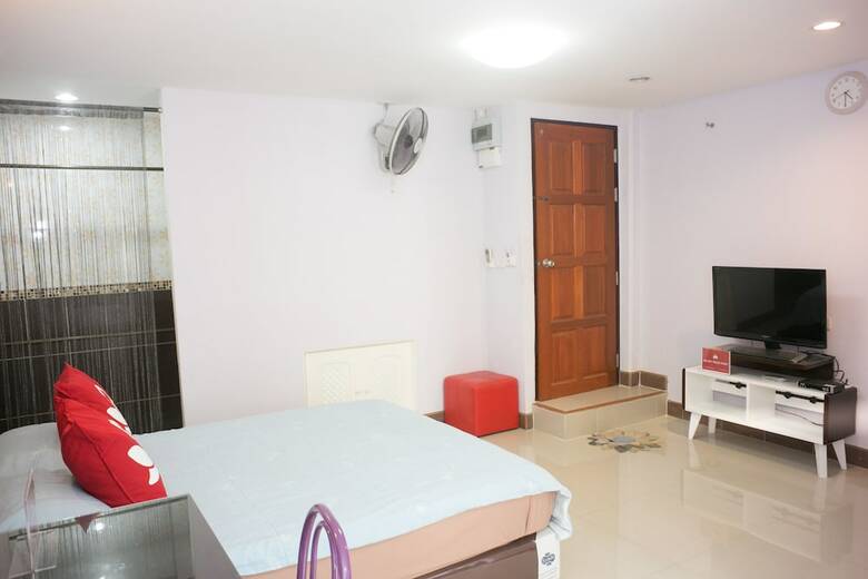 Hotel Zen Rooms Mahajak Residence