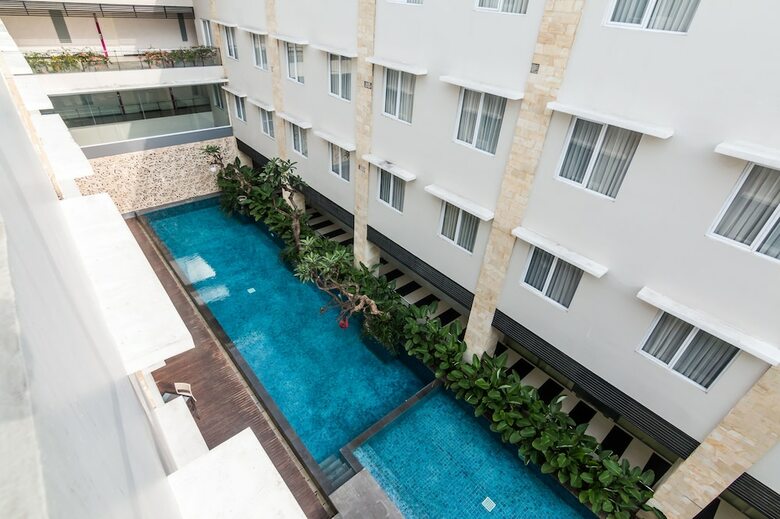 Hotel Zen Rooms Kuta Bypass Ngurah Rai