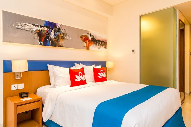 Hotel Zen Rooms Kuta Square Mall