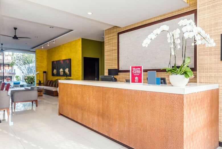 Hotel Zen Rooms Kuta Beach Poppies Lane