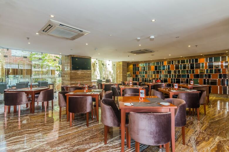 Hotel Zen Rooms By Pass Ngurah Rai Suwung