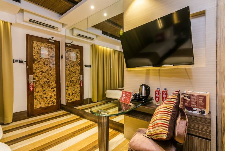 Hotel Zen Rooms By Pass Ngurah Rai Suwung