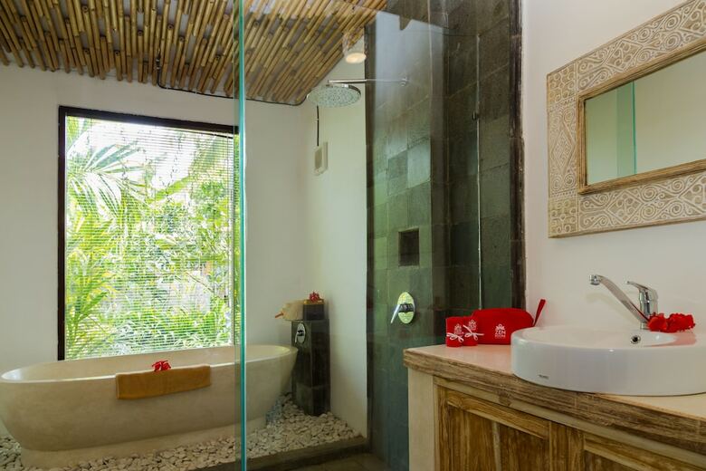 Hotel Zen Rooms Ubud Bisma 4