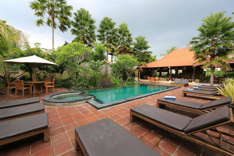 Hotel Zen Premium Ubud Bisma 3