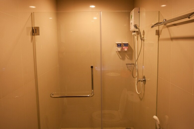 Hotel Zen Rooms Silom Soi 17