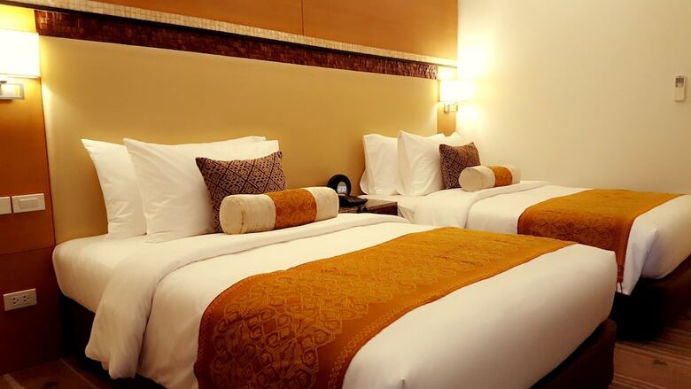 Best Western Plus The Ivywall Hotel