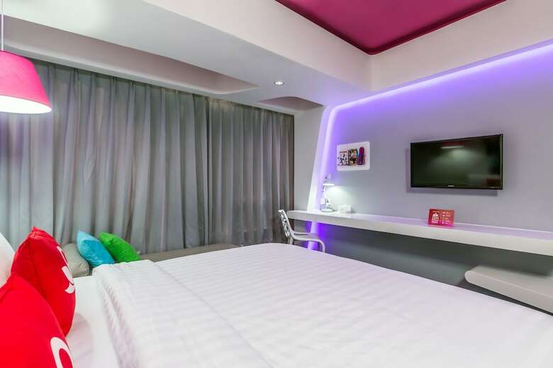 Hotel Zen Premium Kuta Raya
