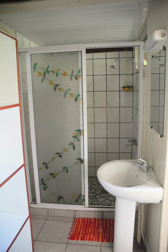 Apartamentos Pension Fare Maheata