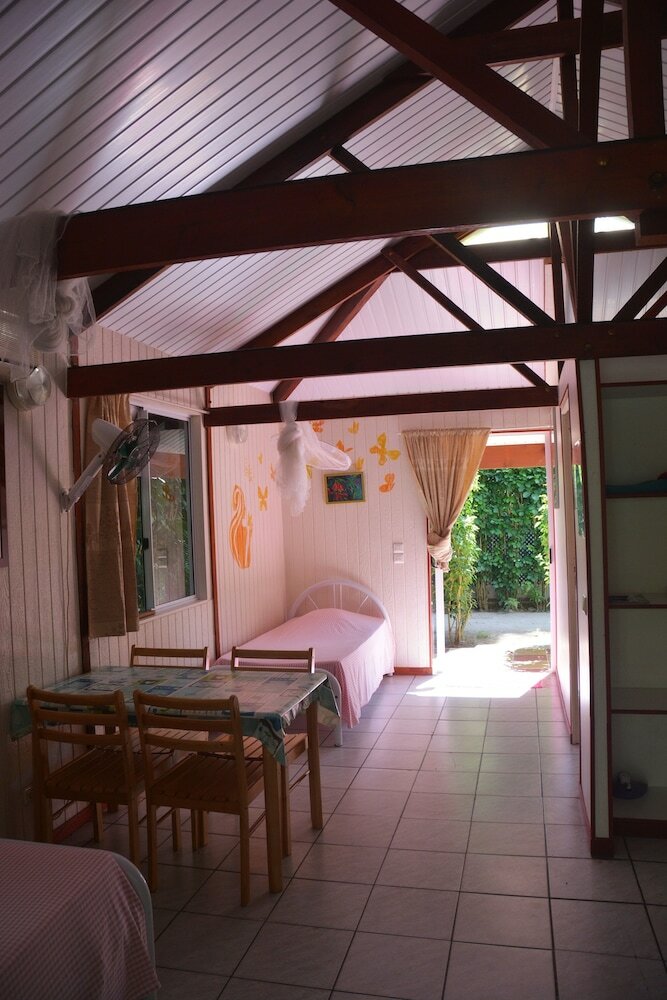 Apartamentos Pension Fare Maheata