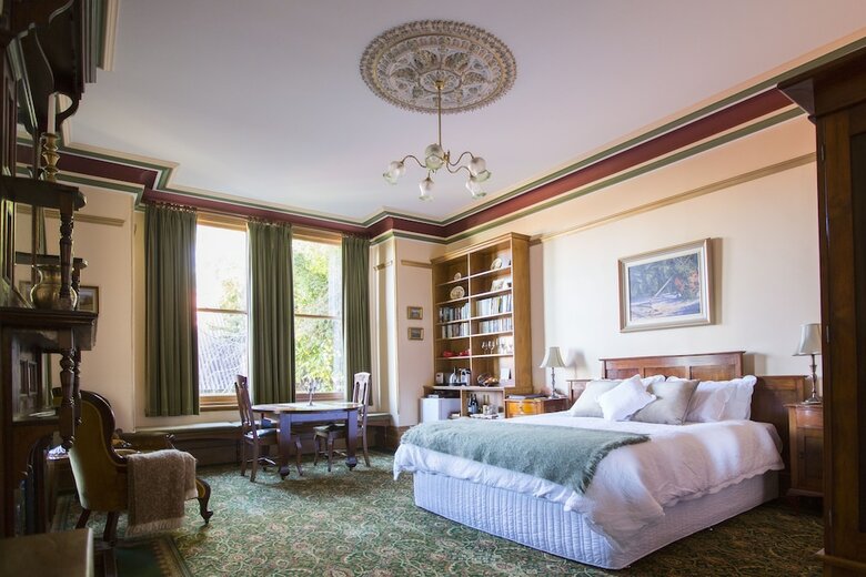 Bed & Breakfast Turret House