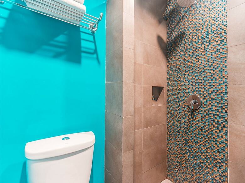 Capital O 1662 Ole Suites Hotel