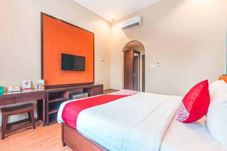 Capital O 1662 Ole Suites Hotel