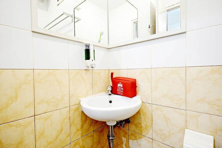 Hotel Zen Rooms Cideng Barat