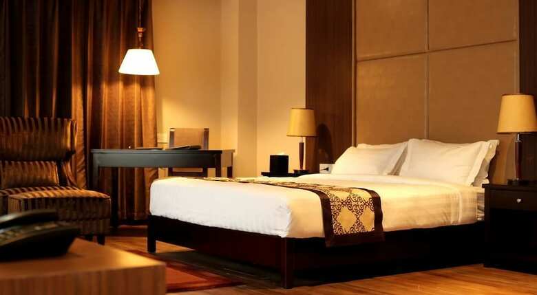 Ariya Hotel