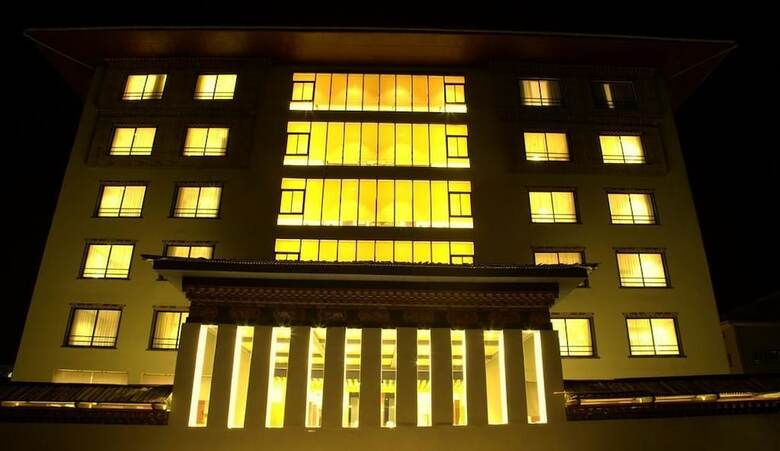 Ariya Hotel