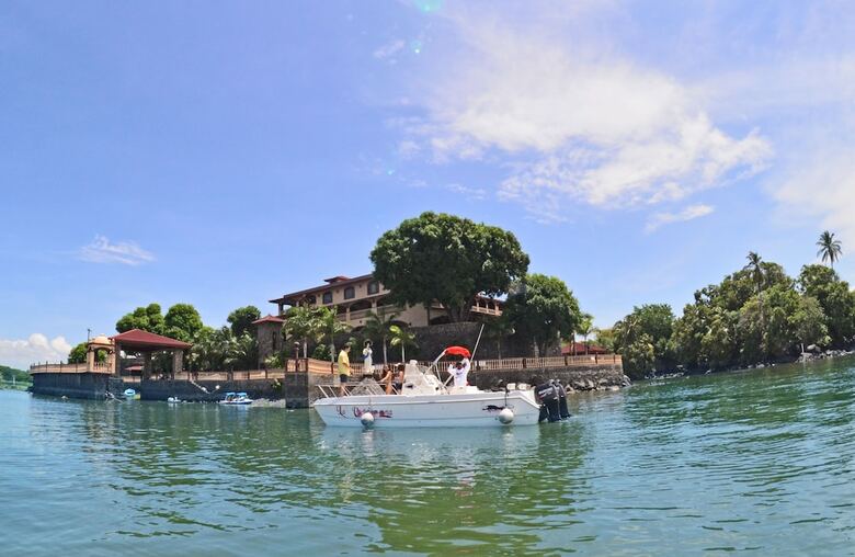 Hotel El Reith Lake Granada Nicaragua