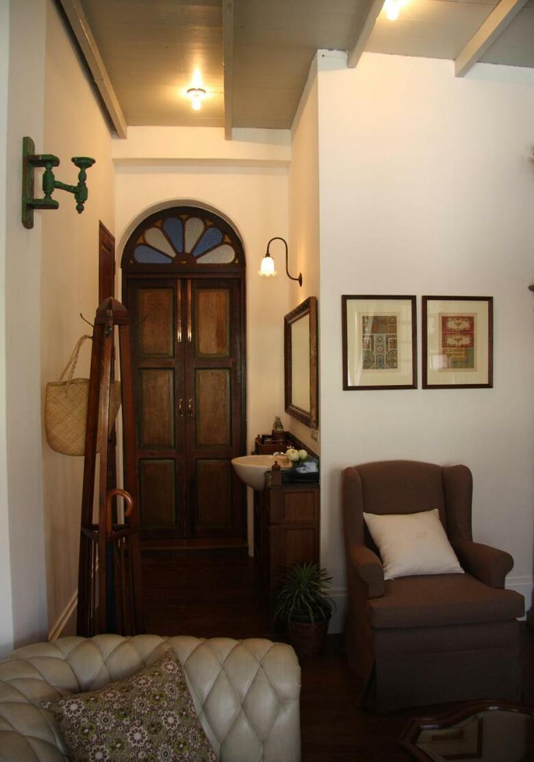 Hotel The Bhuthorn Bed And Breakfast