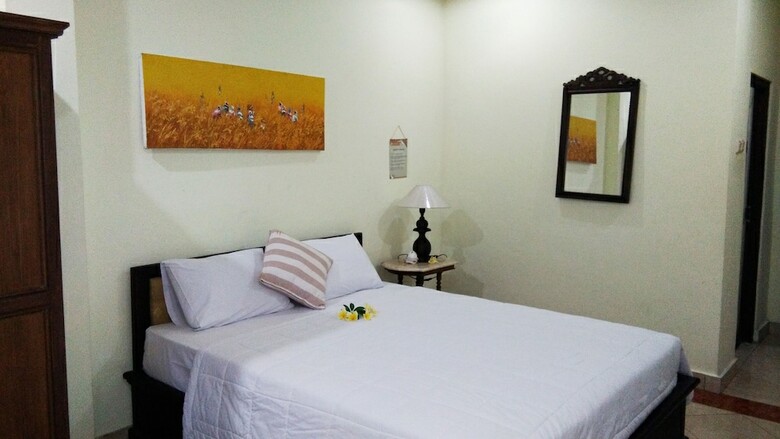 Hostal Puri Alam Dewata - Guest Villas