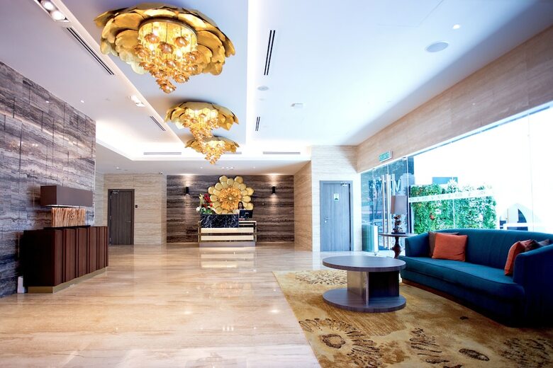 Vouk Hotel Suites