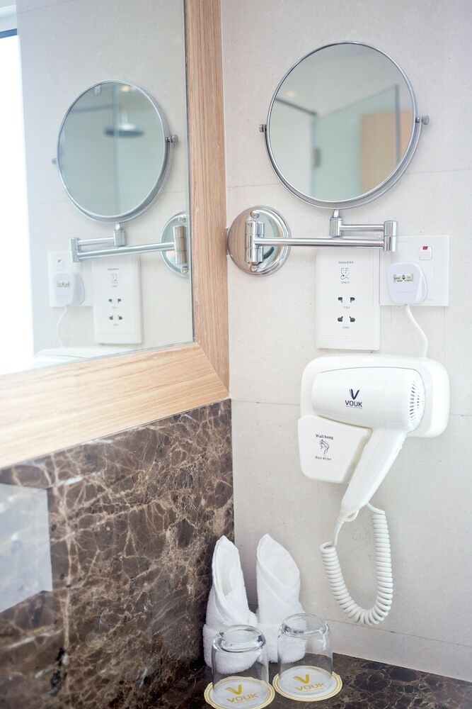 Vouk Hotel Suites