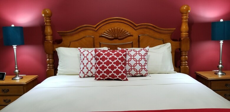 New Kingston Guest Apartment At Donhead