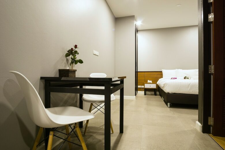 C Cha-am Hotel