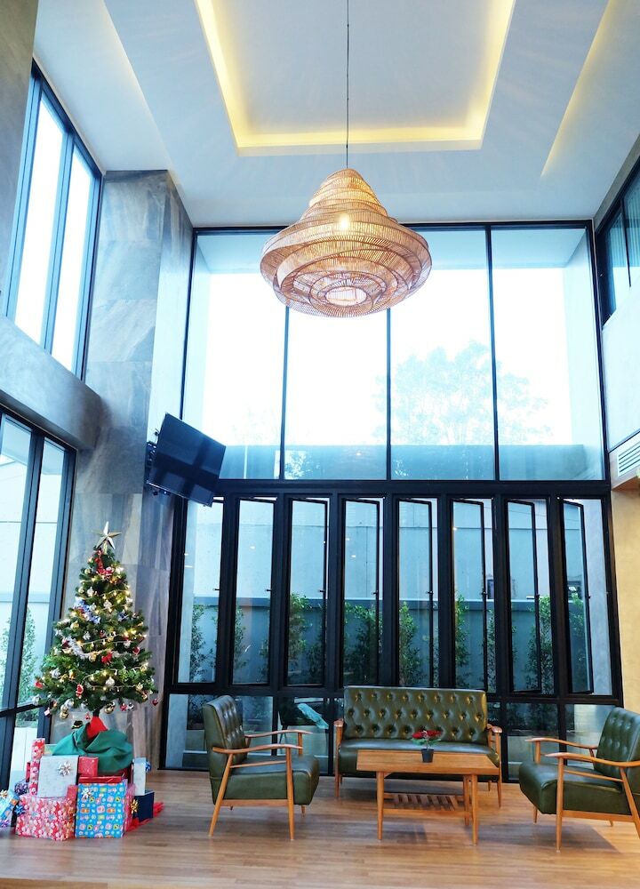 C Cha-am Hotel