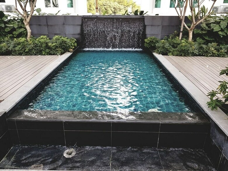 Apartamentos Holi 1medini Suites